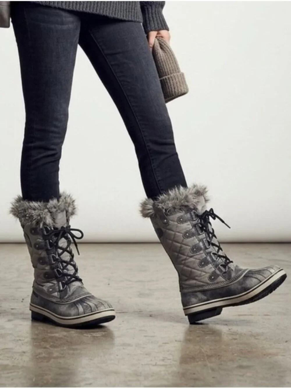 Sorel Tofino Distressed Faux Fur Trim Lace Up Tall Snow Boots 7